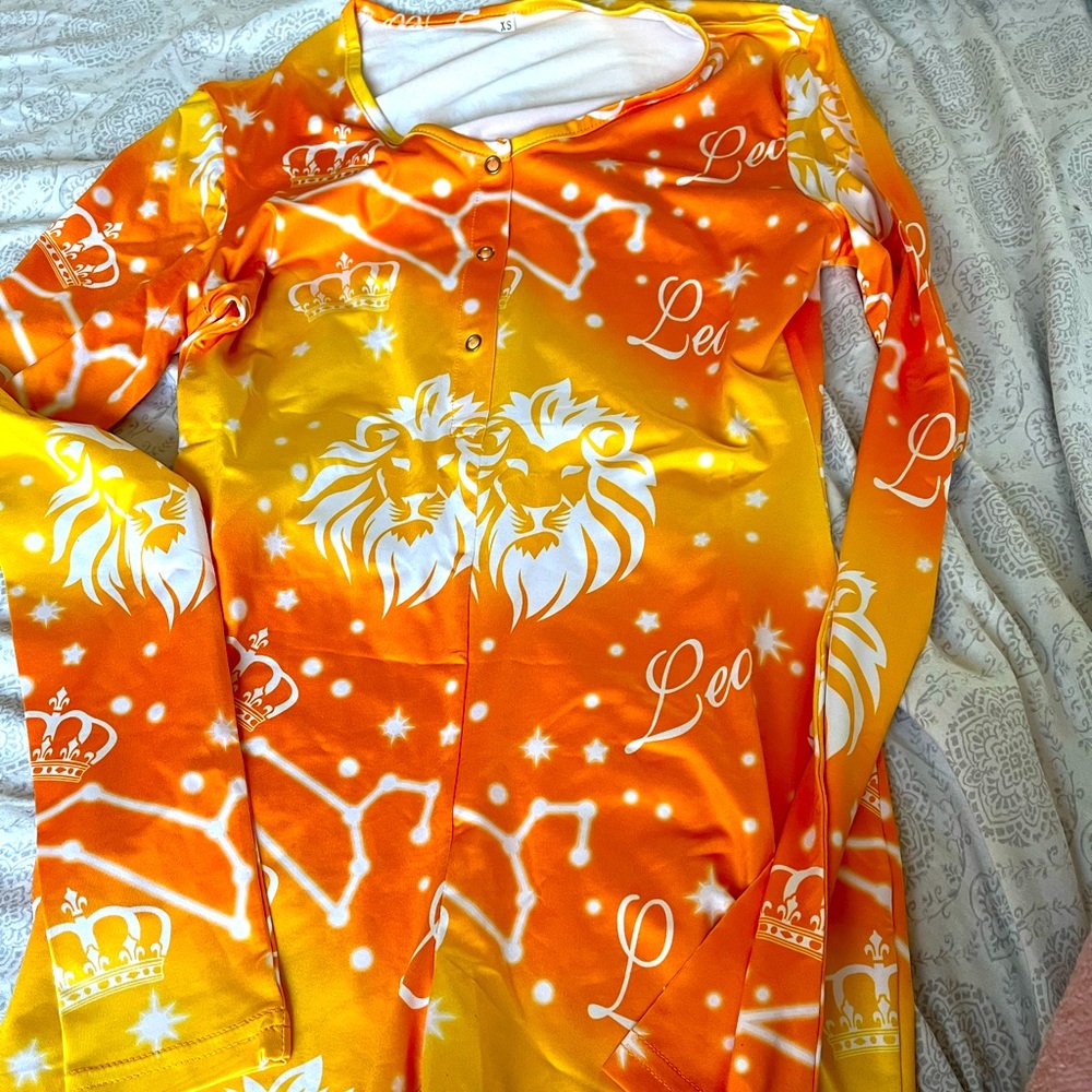 Leo onesie